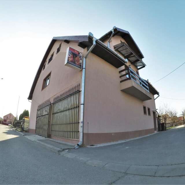 Хостелы Sport Hostel Cluj Клуж-Напока-4