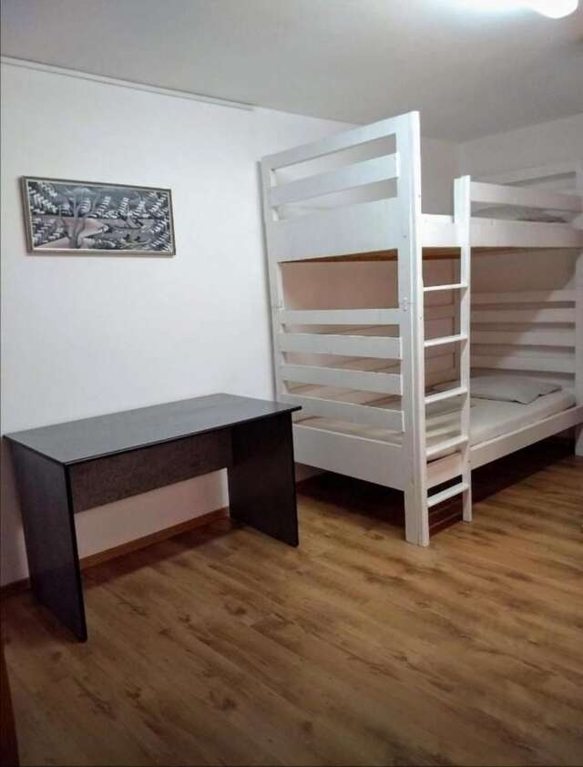 Хостелы Sport Hostel Cluj Клуж-Напока-30